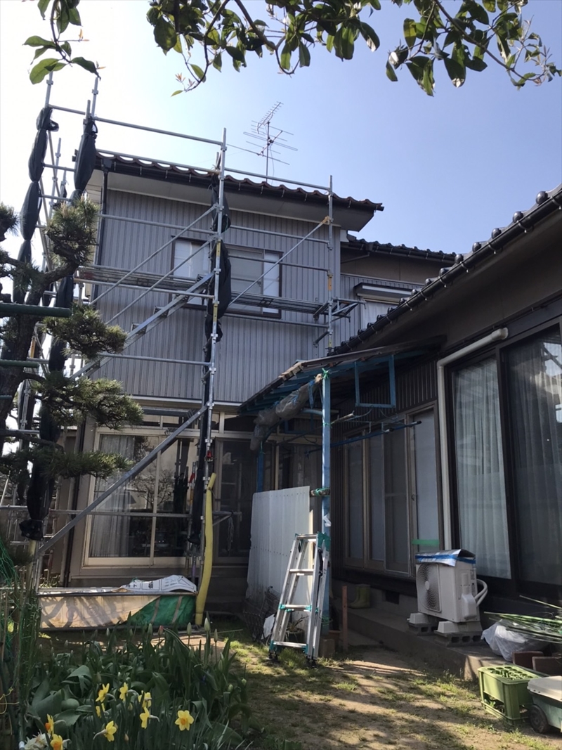 屋根・外壁・雨樋・板金工事一式なら富山県砺波市の高畑板金工業